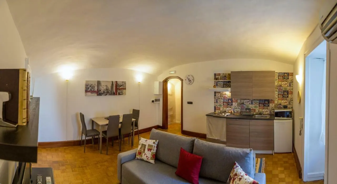 Feriehus Small Suite Chiatamone Napoli