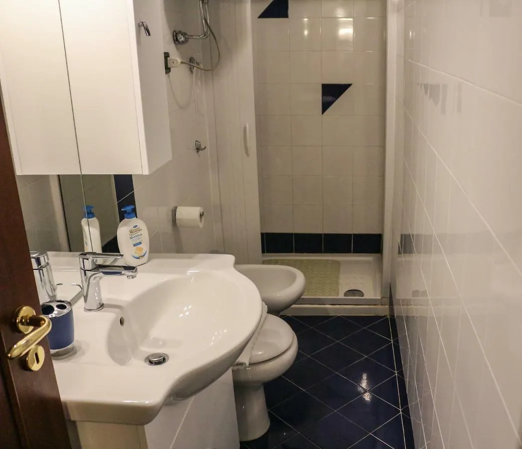 Feriehus Small Suite Chiatamone Napoli